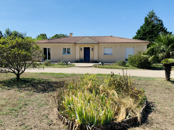 Offres de vente Villa Mouliets-et-Villemartin 33350
