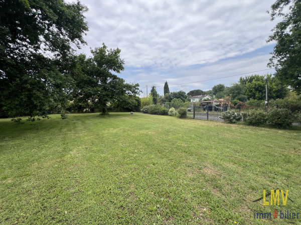 Offres de vente Terrain à batir Saint-Denis-de-Pile 33910